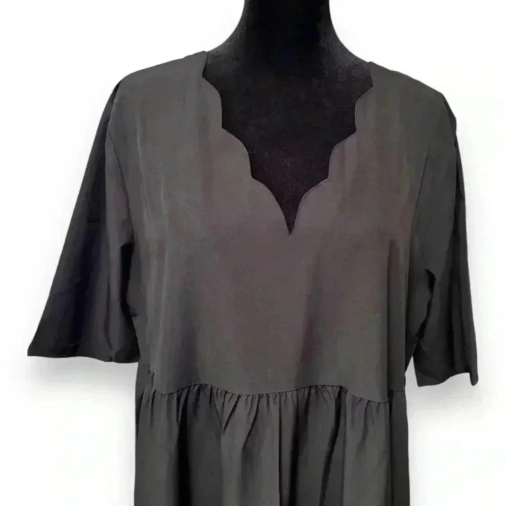 Made With Love NWT Midi/Maxi Large Black Scalloped V-neck Empire Waist Dress - Picture 13 of 16